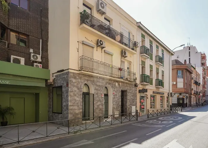 Modern -2Bedrooms 2Bathrooms-Bernabéu